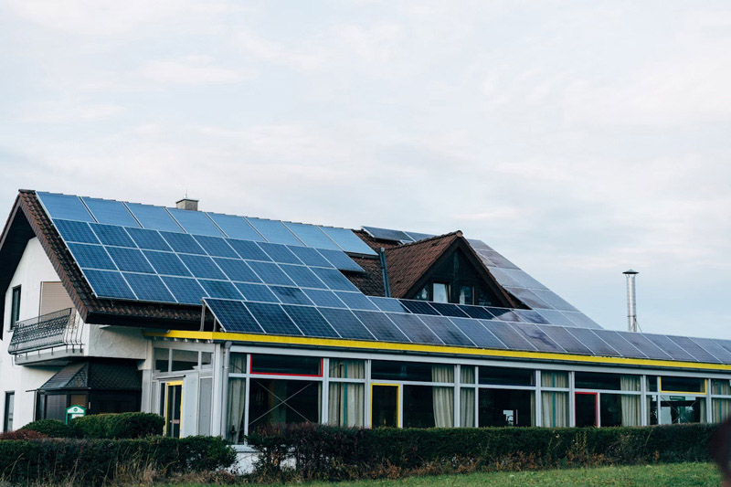 Switzerland Accelerates Solar Energy Expansion with Innovative Alpine Projects